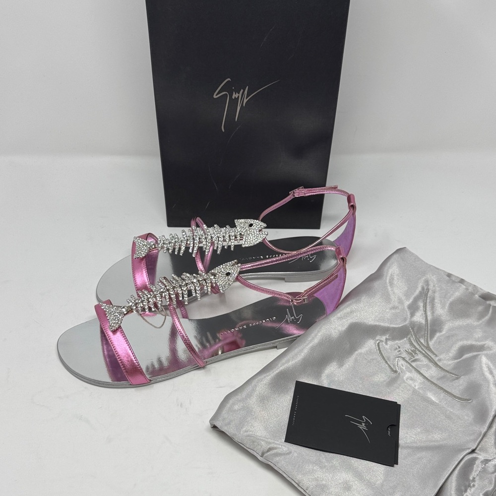 Giuseppe Zanotti Metallic Pink Sandals with Crystal Arrows